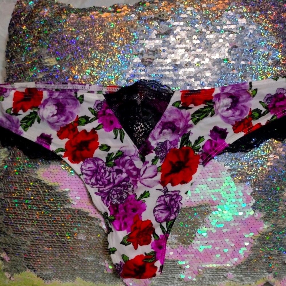 Victoria's Secret Very Sexy Thong
